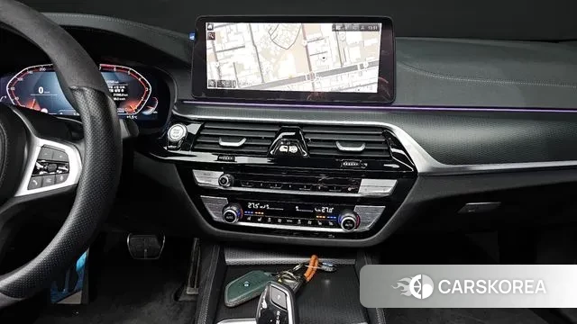 BMW 5 Series (G30) 2023 Серый из Кореи, фото 6