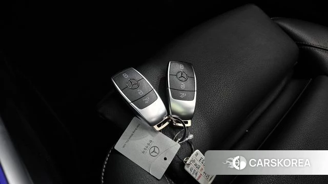 Mercedes-Benz EQB X243 2023 Белый из Кореи, фото 6