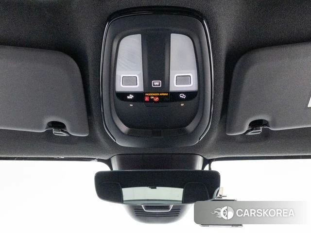 Volvo C40 Richards 2024 Белый из Кореи, фото 6