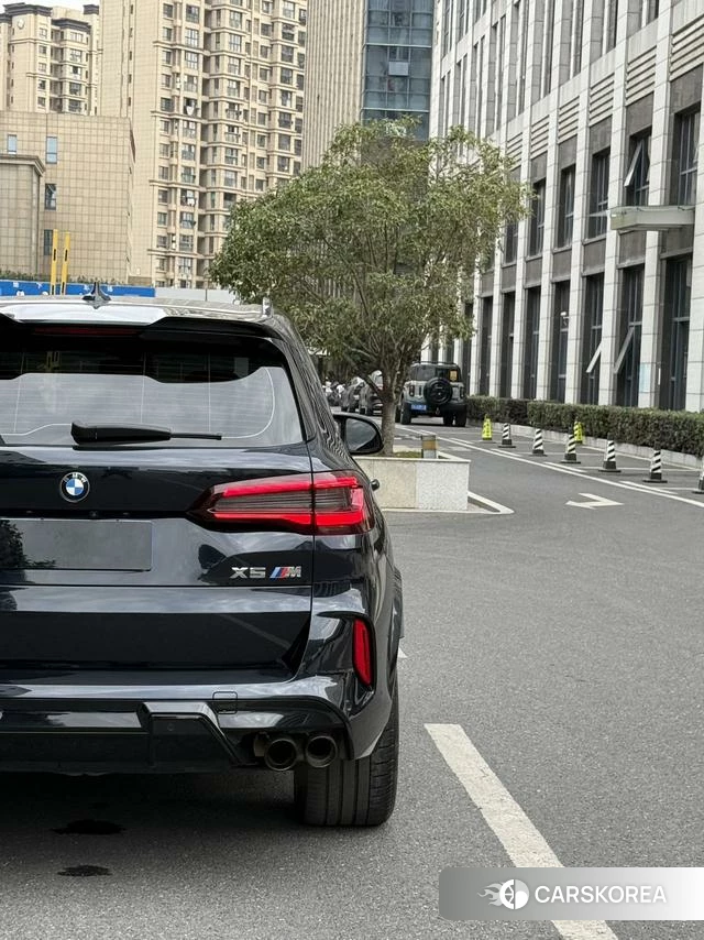 BMW X5 M id 4209192 из Китая 6