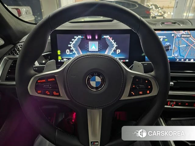 BMW X6 (G06) 2025 Черный из Кореи, фото 6