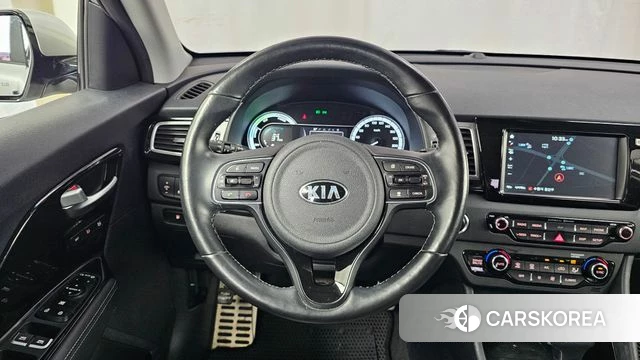 Kia Niro 2018 Серебряный из Кореи, фото 6
