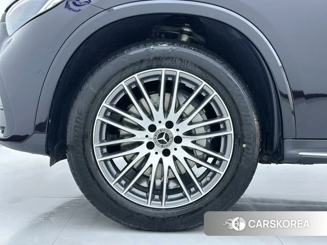 Mercedes-Benz GLC 2024 Черный из Китая, фото 6
