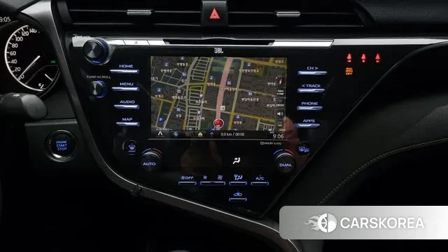 Toyota Camry (XV70) 2018 Коричневый из Кореи, фото 6