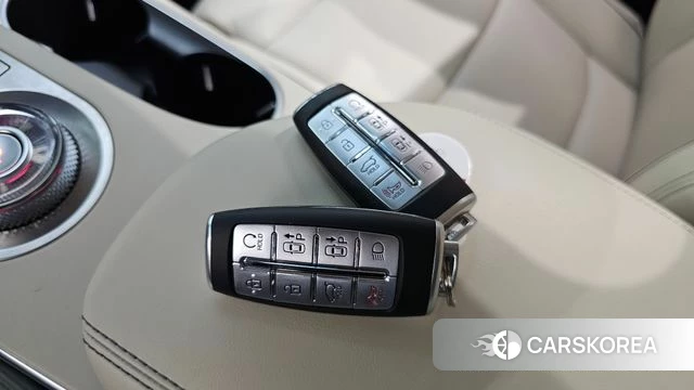 Genesis GV70 2022 Черный из Кореи, фото 6