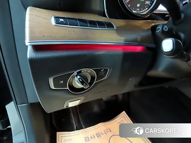 Mercedes-Benz E-Class W213 2018 Черный из Кореи, фото 6