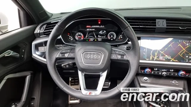 Audi Q3 (F3) 2023 Белый из Кореи, фото 6