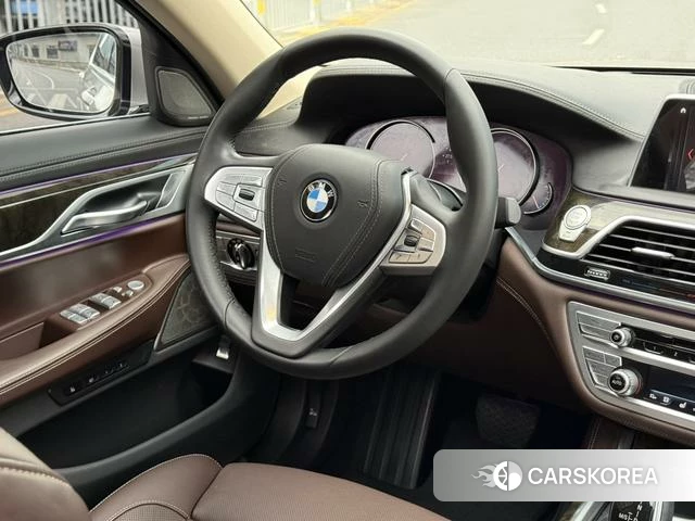 BMW 7 series 2018 Серебристо-серый из Китая, фото 6