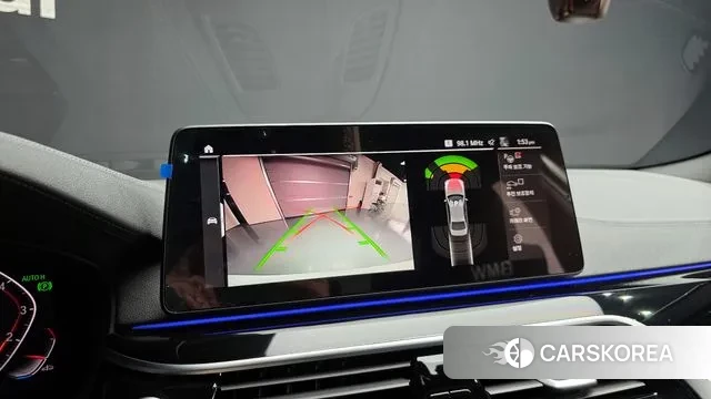 BMW 5 Series (G30) 2022 Белый из Кореи, фото 6