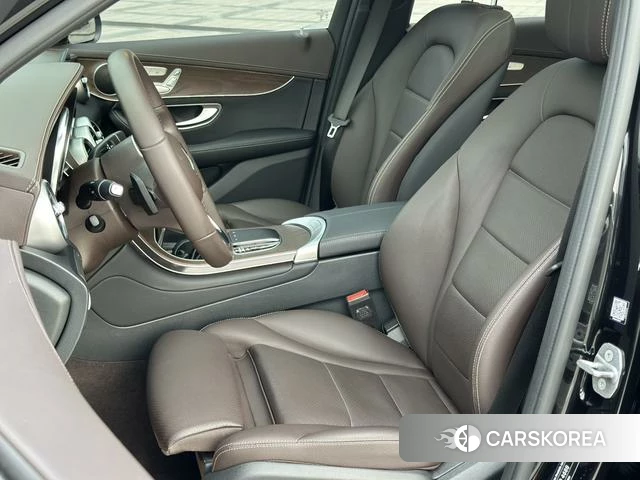 Mercedes-Benz GLC 2023 Черный из Китая, фото 6