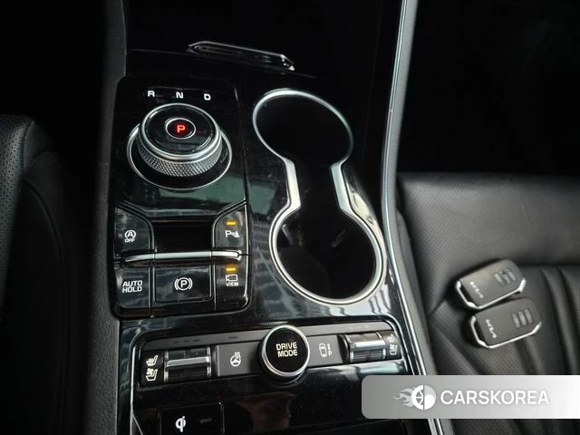 Kia K5 3rd generation 2023 Серебристо-серый из Кореи, фото 6