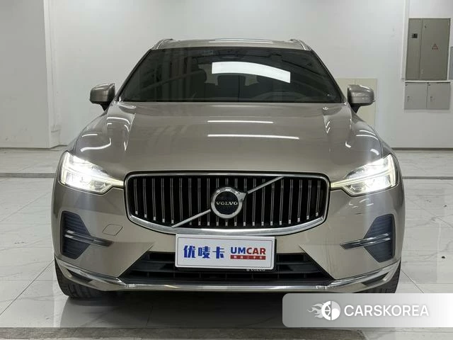 Volvo XC60 2023 Шампань из Китая, фото 6