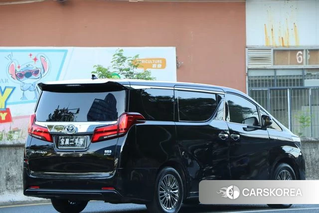 Toyota Elfa 2023 Черный из Китая, фото 6