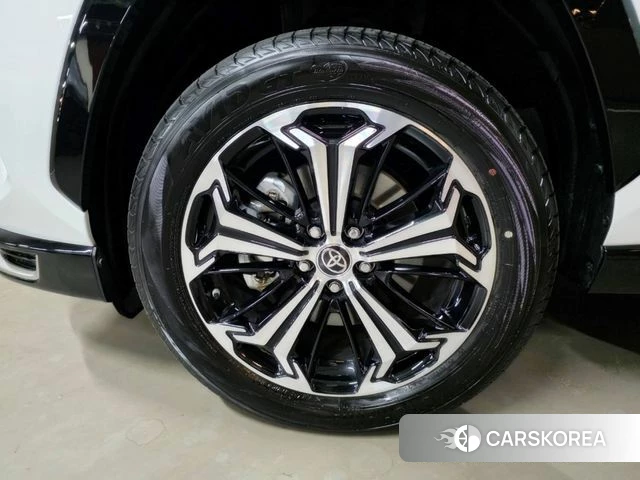Toyota RAV4 5th Generation 2025 Белый из Кореи, фото 6