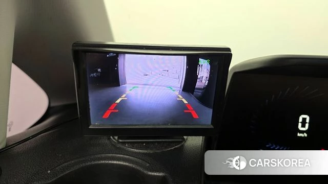 Hyundai Staria 2023 Белый из Кореи, фото 6