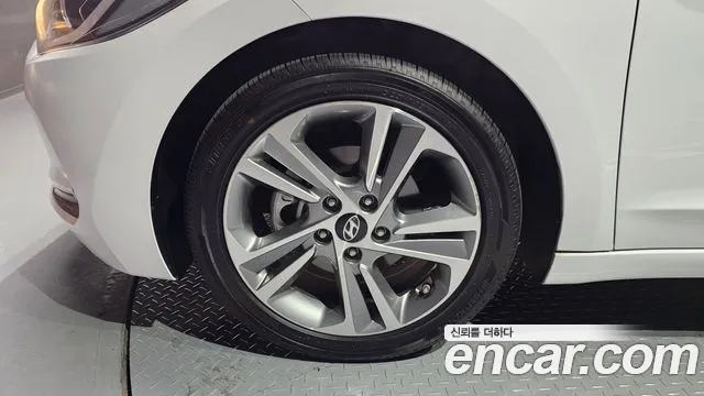 Hyundai Avante AD id 2590729 из Кореи 6