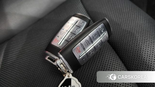 Genesis Electrified GV70 2022 Черный из Кореи, фото 6