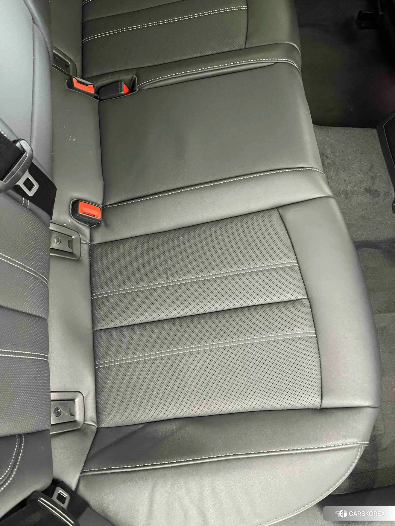 Audi A4L 2023 Темно-серый из Китая, фото 6