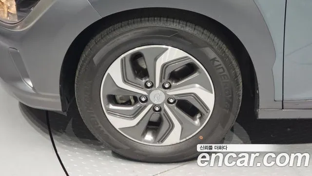 Hyundai The New Kona Hybrid 2021 Темно-зеленый из Кореи, фото 6