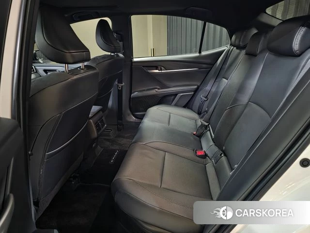 Toyota Camry (XV80) 2025 Белый из Кореи, фото 6