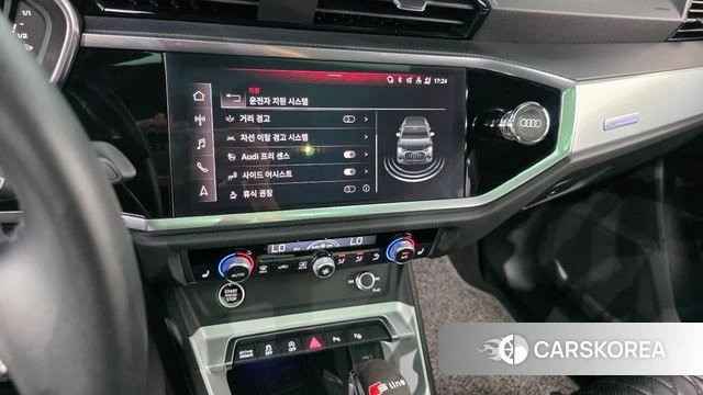 Audi Q3 (F3) 2023 Белый из Кореи, фото 6