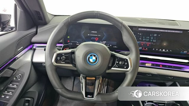BMW i5 (G60) 2025 Черный из Кореи, фото 6