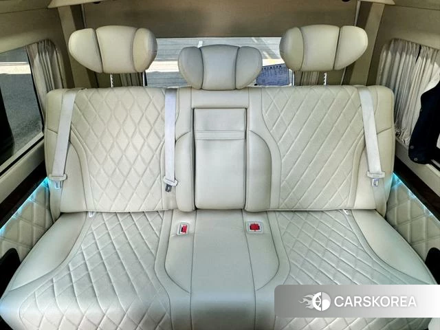 Toyota Hiace 2022 Белый из Китая, фото 6