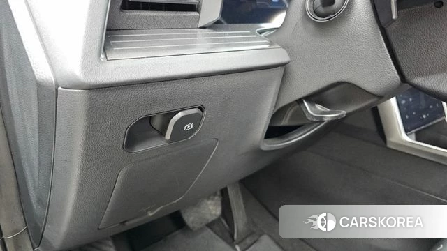 Ssangyong Torres 2022 Серебристо-серый из Кореи, фото 6