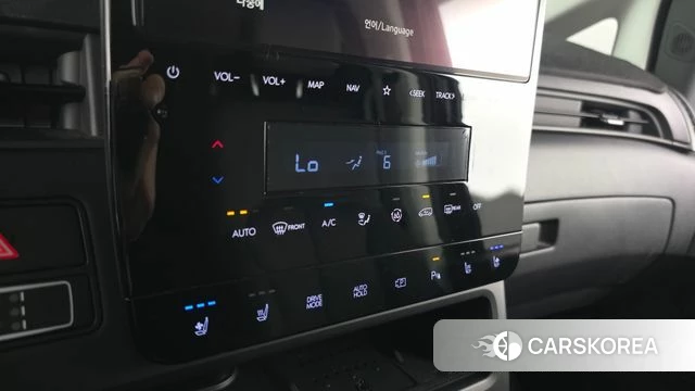 Hyundai Staria 2023 Черный из Кореи, фото 6