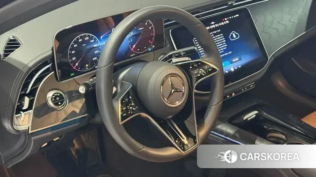 Mercedes-Benz E-Class W214 2025 Синий из Кореи, фото 6