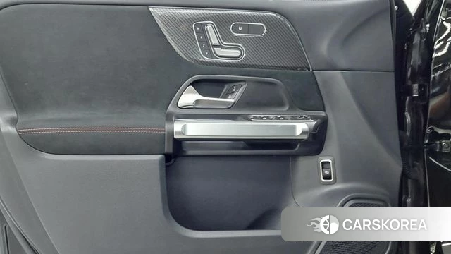 Mercedes-Benz GLB-Class X247 2025 Черный из Кореи, фото 6