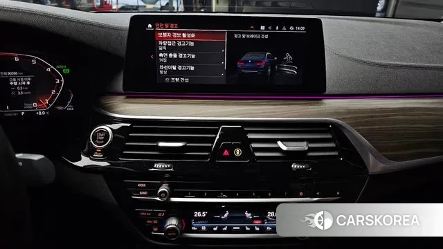 BMW 5 Series (G30) 2019 Синий из Кореи, фото 6