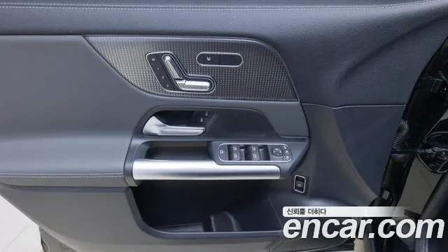 Mercedes-Benz EQA H243 2024 Черный из Кореи, фото 6