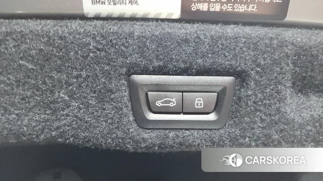 BMW 5 Series (G60) 2025 Серебристо-серый из Кореи, фото 6