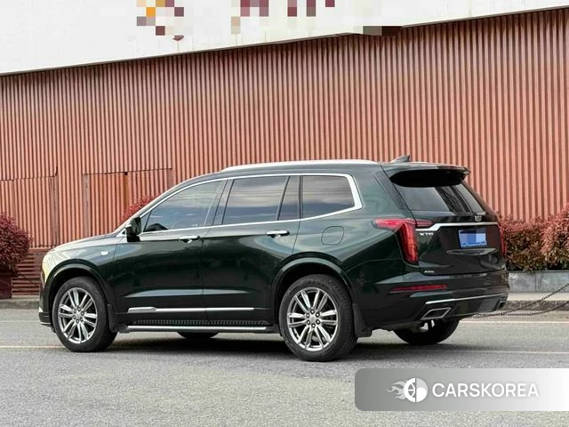 Cadillac XT6 2022 Зеленый из Китая, фото 6