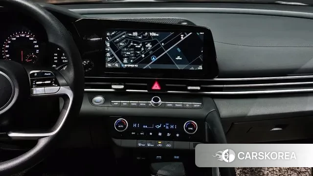 Hyundai Avante (CN7) 2022 Серебристо-серый из Кореи, фото 6