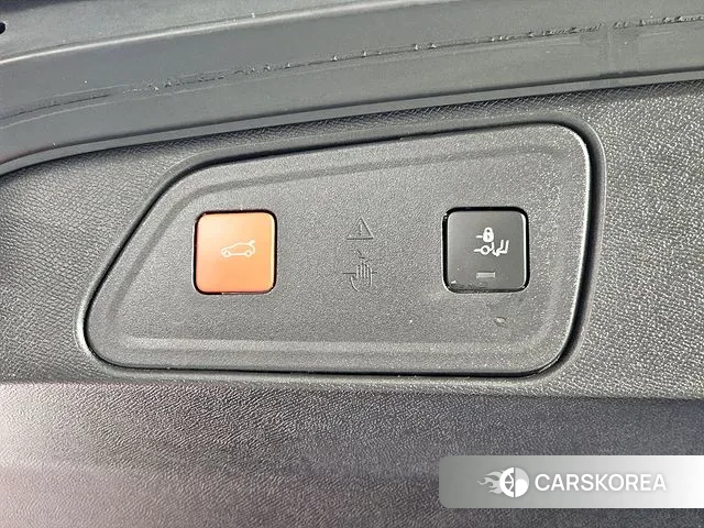 Peugeot 3008 second generation 2020 Черный из Кореи, фото 6