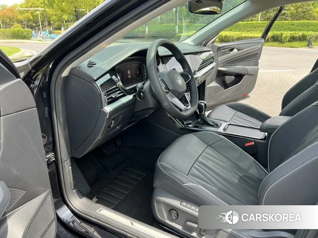 Volkswagen Passat 2023 Черный из Китая, фото 6