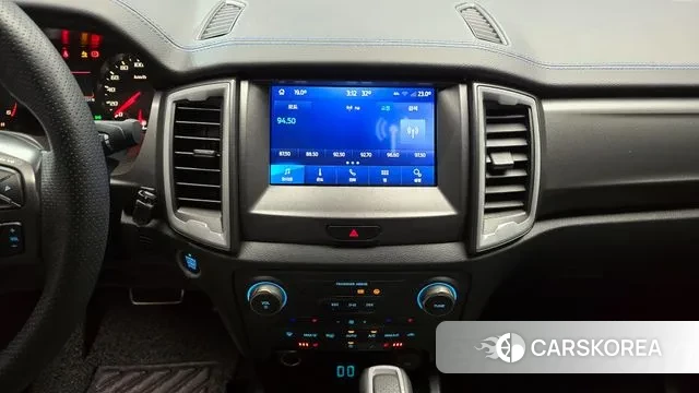 Ford Ranger 3rd Generation 2022 Серый из Кореи, фото 6