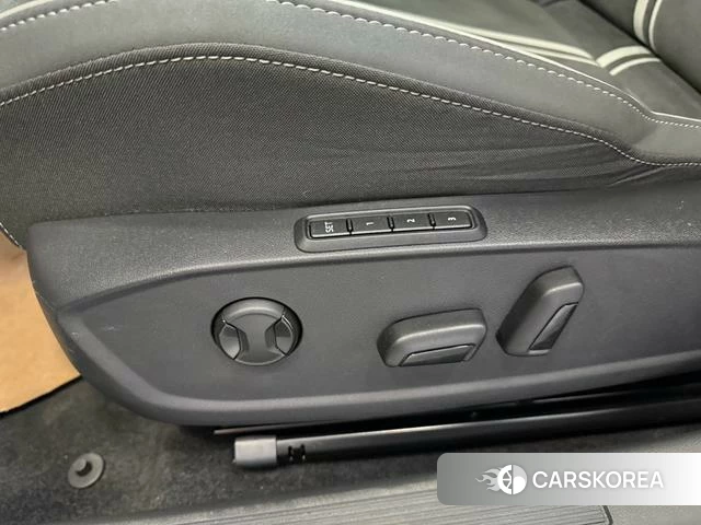 Volkswagen Golf 2022 Темно-серый из Китая, фото 6