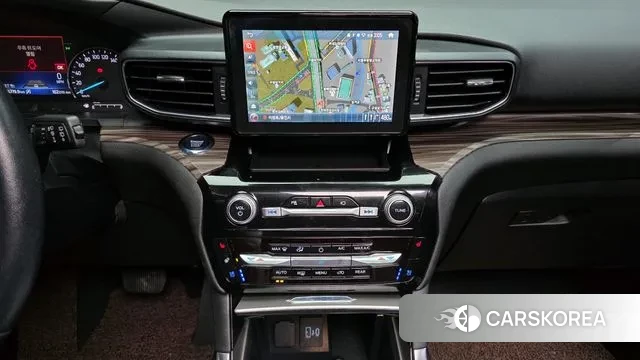 Ford Explorer 6th Generation 2022 Белый из Кореи, фото 6