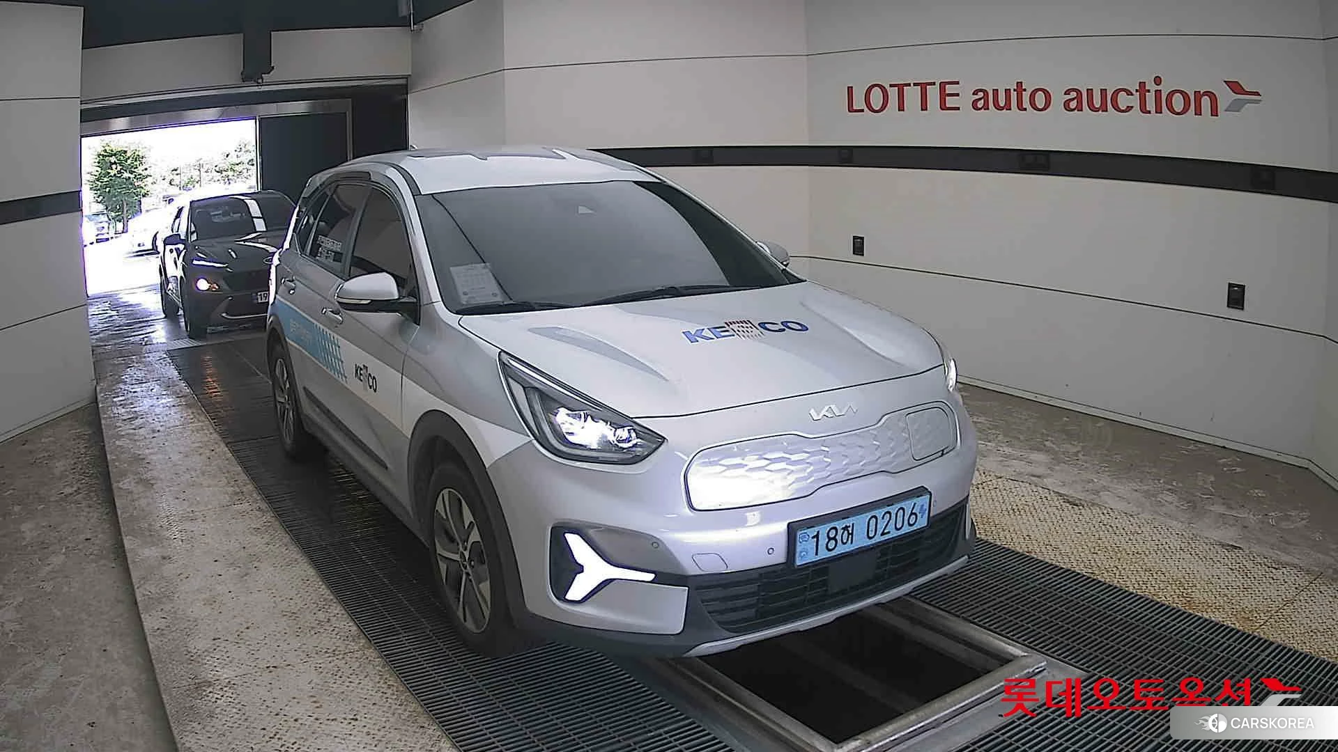 Kia Niro Plus 2023 Sparkling Silver из Кореи, фото 6