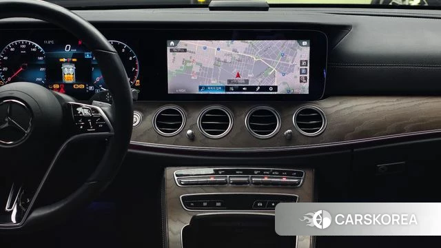 Mercedes-Benz E-Class W213 2022 Белый из Кореи, фото 6