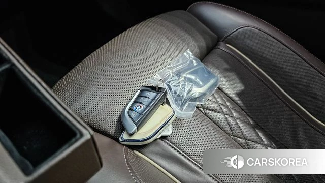 BMW 5 Series (G30) 2018 Белый из Кореи, фото 6