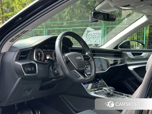 Audi A6 (import) 2021 Черный из Китая, фото 6
