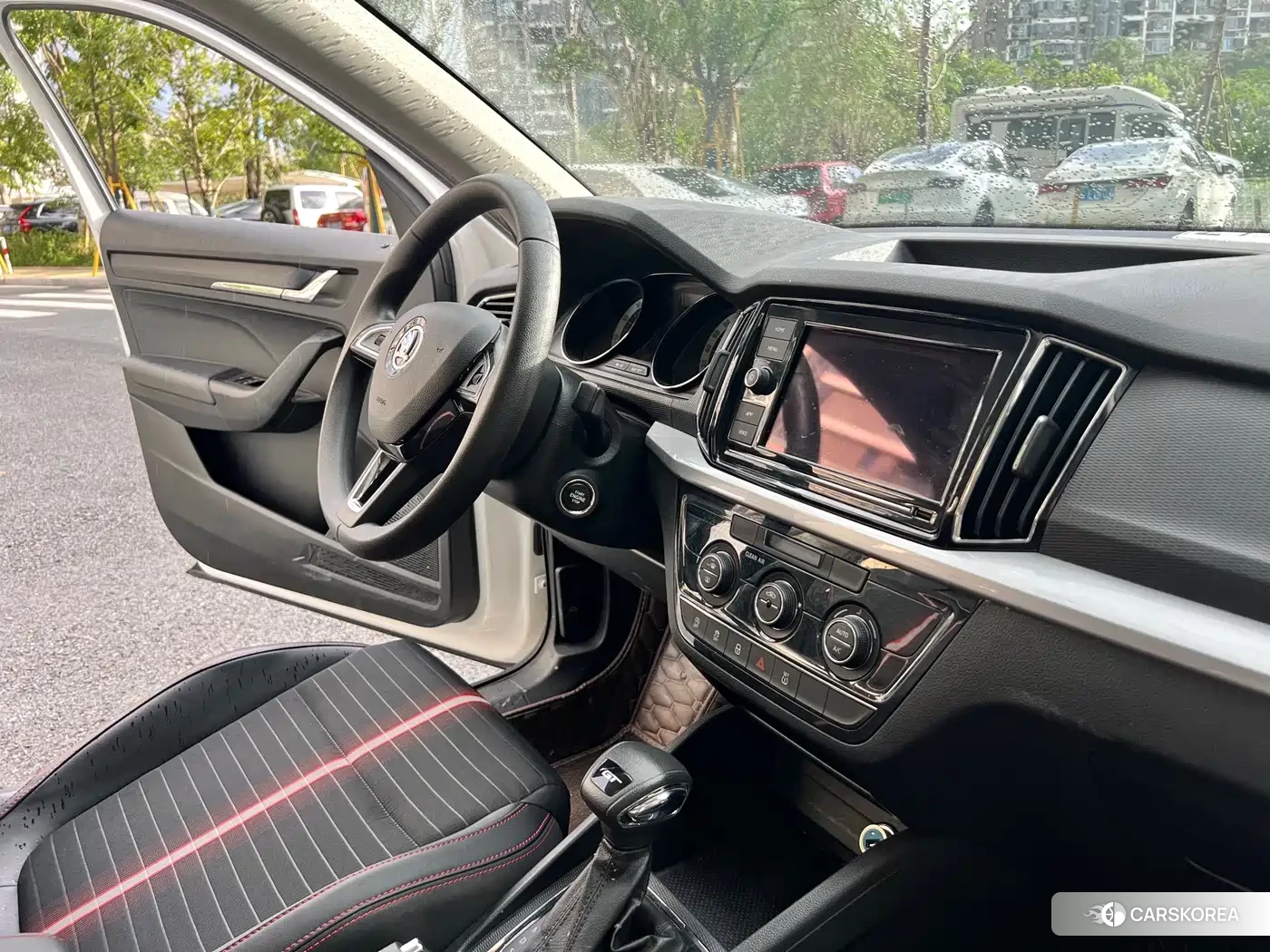 Skoda Komick 2021 Белый из Китая, фото 6