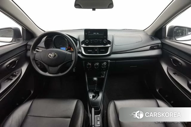 Toyota YARIS L Zhixuan 2021 Белый из Китая, фото 6