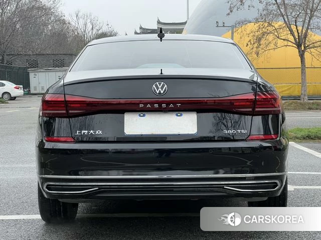 Volkswagen Passat 2025 Черный из Китая, фото 6