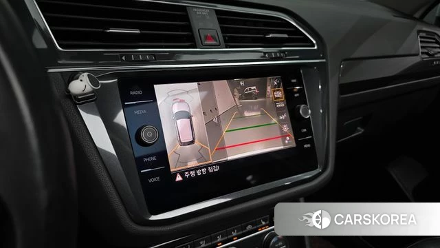 Volkswagen Tiguan Allspace 2020 Черный из Кореи, фото 6