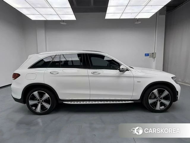 Mercedes-Benz GLC 2022 Белый из Китая, фото 6